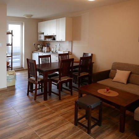 Apartment Adriana 10E, Vysoke Tatry, High Tatras Wielki Sławków Zewnętrze zdjęcie